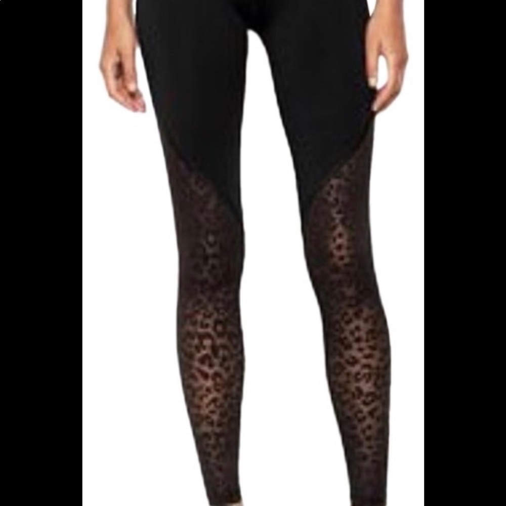 VS Sport Knockout leggings